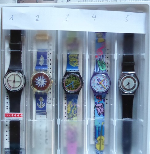Diversi orologi polso - diversi,