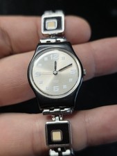 Swatch Analog Quartz Women